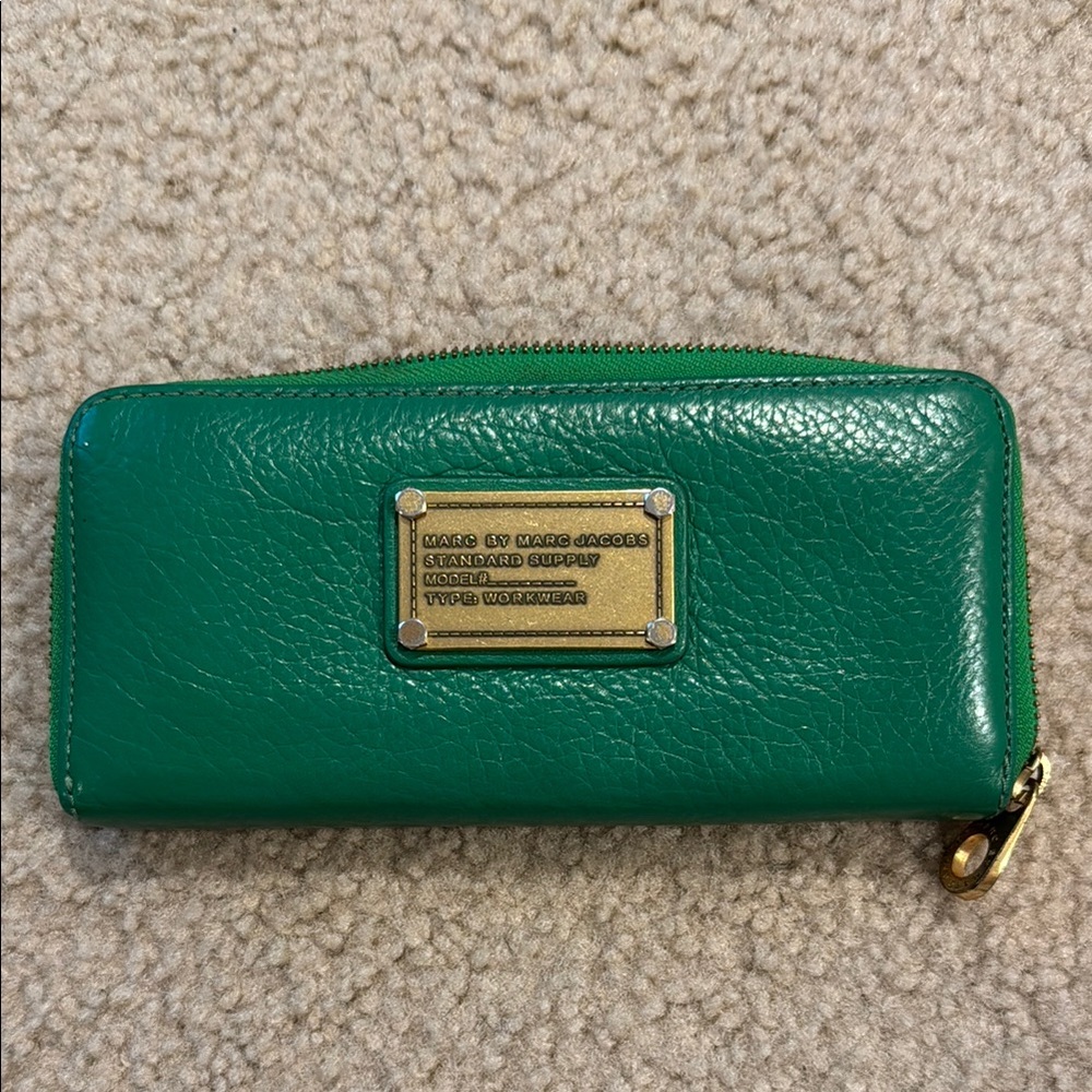 Marc Jacobs Green Leather Wallet with Gold Accents